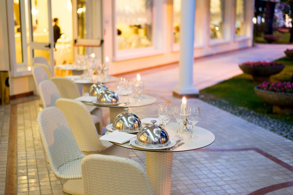 Hotel Due Torri Abano Terme Exterior photo